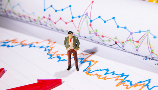 华夏中证云计算与大数据主题ETF,云计算50,计算机,华夏中证云计算与大数据主题交易型开放式指数证券;DeepSeek下一代AI模型V4;低费率云计算ETF华夏（516630）;涨超6%;规模再创新高