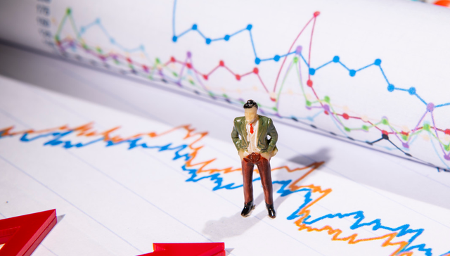 天弘中证细分化工产业主题ETF,化工ETF天弘,基础化工,天弘中证细分化工产业主题交易型开放式指数证;传统化工行业;供给侧优化;化工ETF天弘;标的指数;盘中涨超2%;连续11日“吸金”2.33亿元