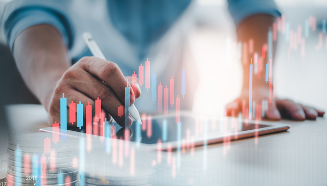 机器人概念;华富科技动能混合;人形机器人板块;涨幅居前;近半年累计上涨51.04%