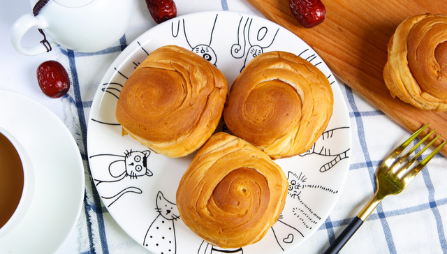 鹏华中证全指食品ETF,食品基金,食品饮料,鹏华中证全指食品交易型开放式指数证券投资基金,56013;12月份;社会消费品零售总额;增长0.9%;食品ETF鹏华;560130;涨超1.3%