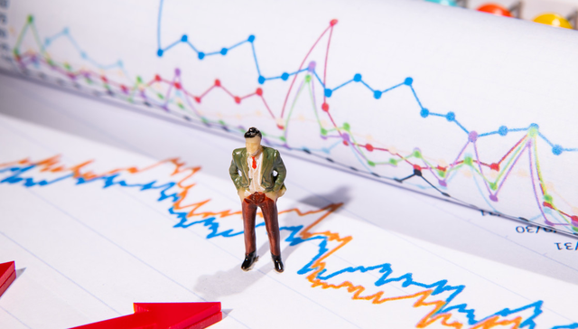 芯片,半导体ETF,半导体,鹏华国证半导体芯片交易型开放式指数证券投资基金,159813,15981;受益AI需求;国产化替代;半导体ETF(159813);涨超2.4%