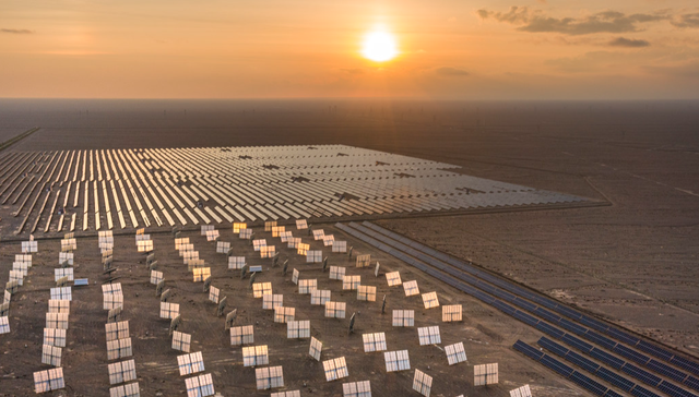 嘉实中证光伏产业ETF,光伏ETF嘉实,电力设备及新能源,嘉实中证光伏产业交易型开放式指数证券投资基;马斯克力挺太空光伏;三年100GW目标;光伏ETF嘉实(159123);光伏全产业链机遇