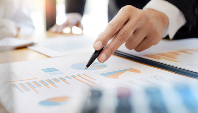 易方达中证石化产业ETF,石化ETF,基础化工,易方达中证石化产业交易型开放式指数证券投资基金,51;化工行业;景气度触底回升;化工行业ETF易方达(516570);多重因素驱动