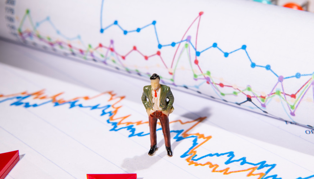 易方达中证石化产业ETF,石化ETF,基础化工,易方达中证石化产业交易型开放式指数证券投资基金,51;化工行业ETF易方达;516570;盘中交投活跃;资金关注;PTA行业;反内卷措施;景气度回升