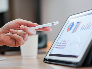 南方基金郑晓曦精准把握行业Alpha机遇，解码半导体机遇