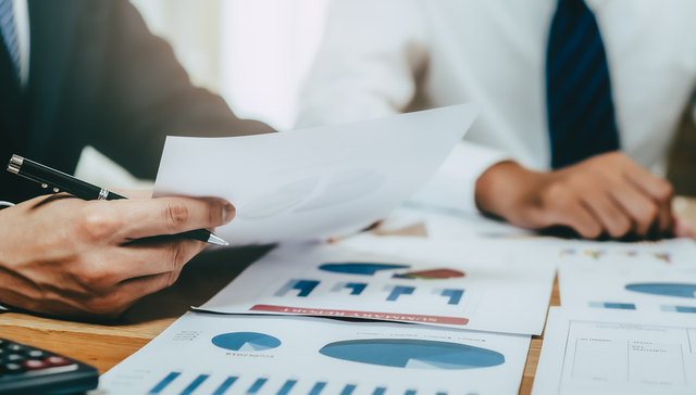 易方达中证石化产业ETF,石化ETF,基础化工,易方达中证石化产业交易型开放式指数证券投资基金,51;化工行业ETF易方达;516570;盘中交投活跃;近10日吸金超7亿元;基础化工品价格显著反弹;进口替代;纯内需逻辑获强化