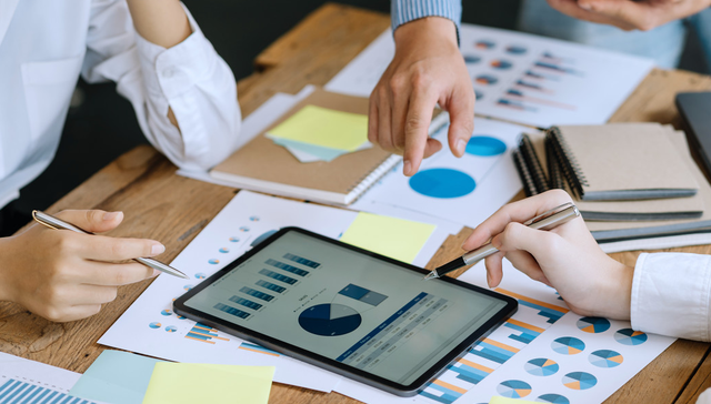 鹏扬中债-30年期国债ETF,30年国债,鹏扬中债-30年期国债交易型开放式指数证券投资基金,511;1520亿元国债续发;流动性充裕;债市情绪;30年国债ETF(511090);盘中涨0.41%