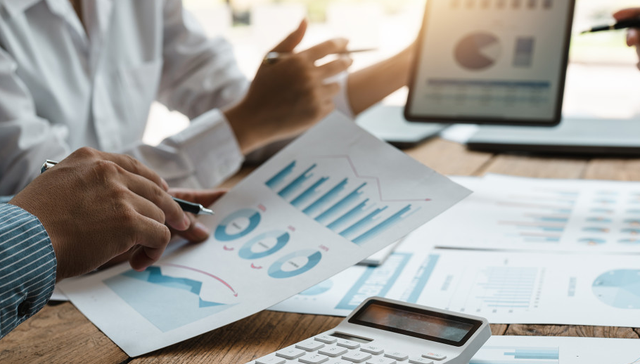 化工ETF,基础化工,鹏华中证细分化工产业主题交易型开放式指数证券投资基金,159870,15987;化工ETF;159870;收涨超4%;今日净申购7.65亿份;近10日净流入超80亿元