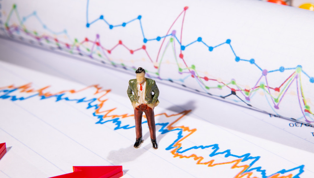 华夏国证半导体芯片ETF,芯片ETF,半导体,华夏国证半导体芯片交易型开放式指数证券投资基金,159;2025全球半导体销售额;国产半导体;历史性机遇;近8000亿美元