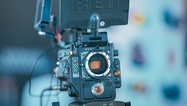 传媒ETF,传媒,鹏华中证传媒交易型开放式指数证券投资基金,159805,159805.SZ,中证传;传媒ETF(159805);总台春晚互动玩法