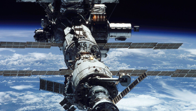 华夏国证航天航空行业ETF,航空航天ETF,国防军工,华夏国证航天航空行业交易型开放式指数证券投资基;美国FCC；亚马逊；4500颗卫星；航空航天ETF(159227)；连续5天净流入