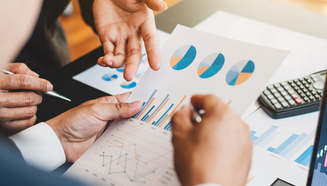 鹏华科创板新能源ETF,科创新能,电力设备及新能源,鹏华上证科创板新能源交易型开放式指数证券投资基金;科创新能源ETF;588830;涨近1%;国内企业;SpaceX;海外大单