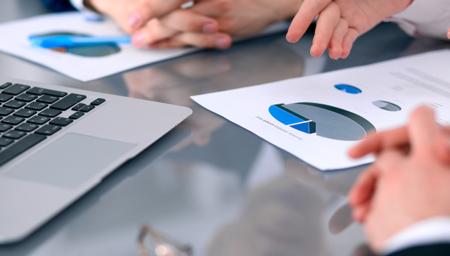 华夏国证自由现金流ETF,自由现金流ETF,汽车,华夏国证自由现金流交易型开放式指数证券投资基金,1;自由现金流ETF(159201);连续资金净流入;吸金17.32亿元;近9天