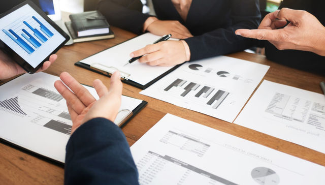 汇添富中证能源ETF,能源ETF,石油石化,中证能源交易型开放式指数证券投资基金,159930,15;地缘冲突;油煤大涨;三桶油涨停;能源ETF;石油煤炭配置价值