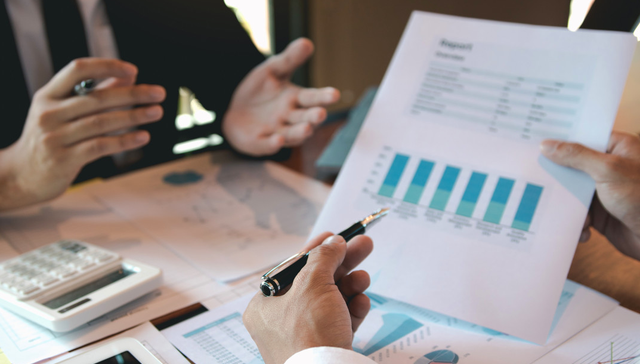 易方达中证石化产业ETF,石化ETF,基础化工,易方达中证石化产业交易型开放式指数证券投资基金,51;化工行业ETF易方达;516570;成交额超3亿元;近1周累计上涨5.50%