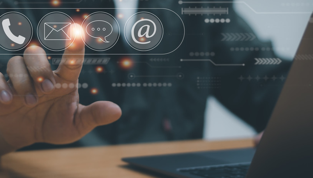 鹏华国证机器人产业ETF,机器人ETF鹏华,机械,鹏华国证机器人产业交易型开放式指数证券投资基金,1;机器人ETF鹏华;荣耀;机器人手机;下半年亮相