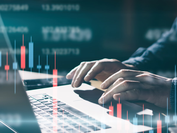 鹏扬中证500质量成长ETF,500质量,有色金属,鹏扬中证500质量成长交易型开放式指数证券投资基;A股;短期韧性;中长期向好;500质量成长ETF(560500);回调蓄势