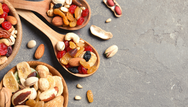 华夏中证港股通消费主题ETF,H股消费,消费,华夏中证港股通消费主题交易型开放式指数证券投资基金,5;1-2月;国内社零;回暖;解读