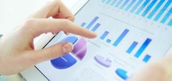 ETF甄选 | 三大指数涨跌不一，“能源安全需求”推动光伏、电池等ETF表现亮眼