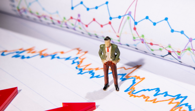 易方达国证石油天然气ETF,油气E,石油石化,易方达国证石油天然气交易型开放式指数证券投资基金,15;石油ETF易方达;伊拉克原油出口;产量大减;机构研判;中长期油气;石化行业景气度