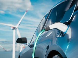 能源替代叠加政策利好，港股汽车板块逆势上扬，港股通汽车ETF广发(520600)盘中涨近2%，指数第一大权重股比亚迪股份权重占比超14%！