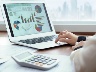 资金避险情绪升温，港股通红利ETF华泰柏瑞(513530)“攻守兼备”特征受关注