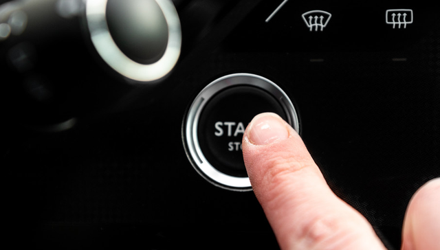 汇添富中证港股通汽车产业主题ETF,港股通汽车ETF汇添富,智能汽车,汇添富中证港股通汽车产业主题交;全球汽油涨价;电车冲高;港股通汽车ETF汇添富(159210);大涨2%;连续5日吸金超4000万元;整车出海逻辑;机构发声