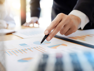 南方基金發(fā)布公告提示投資者關(guān)注南方原油LOF(501018)二級市場交易價(jià)格溢價(jià)風(fēng)險(xiǎn)