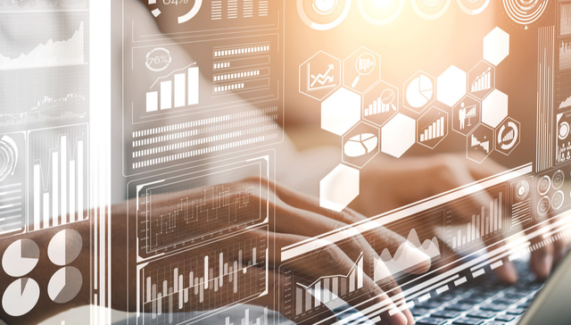 易方达中证港股通互联网ETF,HK互联网,互联网,易方达中证港股通互联网交易型开放式指数证券投资基金;Token数领先的第四周;中国AI模型;美国AI模型;优势对比