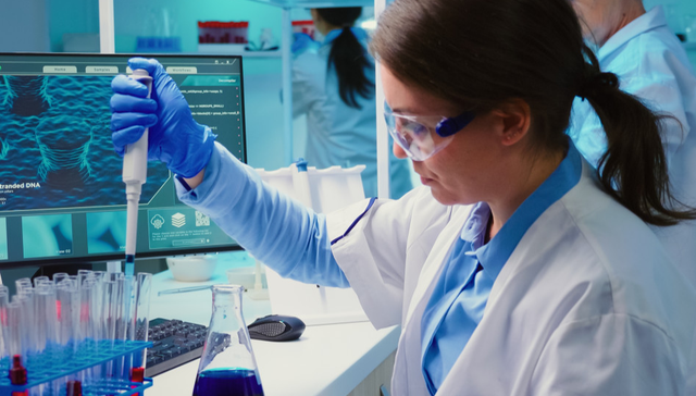 万家中证港股通创新药ETF,创新药WJ,创新药,万家中证港股通创新药交易型开放式指数证券投资基金,5;2026年;中国创新药出海BD金额;571亿美元;港股通创新药ETF万家(520700);盘中最高涨超2%