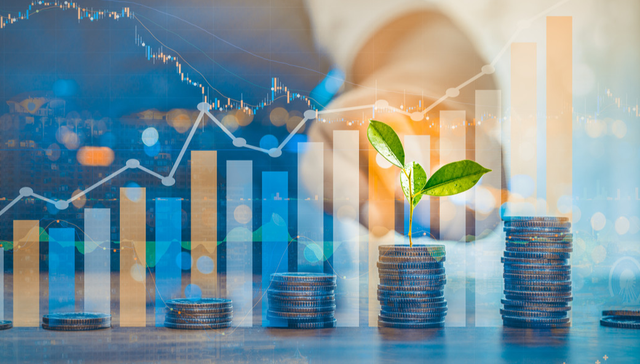 华泰柏瑞南方东英恒生科技指数(QDII-ETF),恒生科技,传媒,华泰柏瑞南方东英恒生科技指数交易型;人气产品;吸粉;恒生科技ETF华泰柏瑞;513130;持有人户数;港股类;跨境类ETF前列