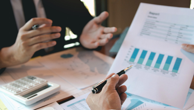 易方达中证港股通信息技术综合ETF,港信息E,电子,易方达中证港股通信息技术综合交易型开放式指数证券;地缘冲突缓和;港股通信息科技ETF易方达(159196);A/H科技板块;领涨