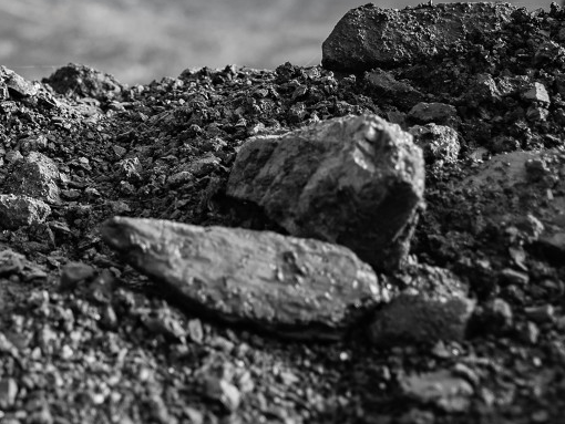 华夏中证细分有色金属产业主题ETF,有色50,有色金属,华夏中证细分有色金属产业主题交易型开放式指数;地缘扰动;供应刚性约束;有色金属ETF华夏(516650);收涨1.80%;战略金属;结构性配置窗口