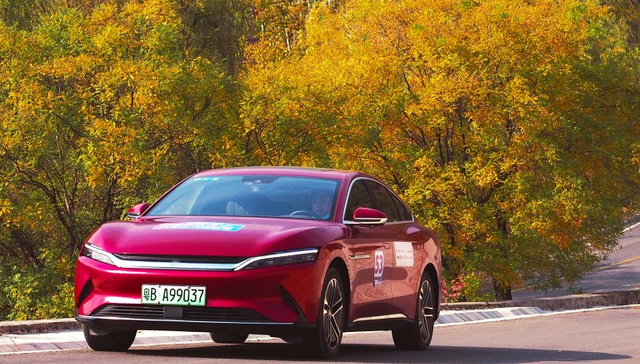 易方达恒生港股通汽车主题ETF,港股通汽车ETF易方达,智能汽车,易方达恒生港股通汽车主题交易型开放;市场动荡;港股汽车;脱颖而出