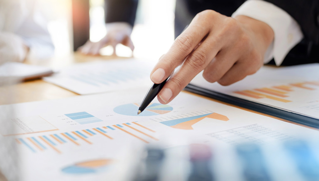 易方达中证香港证券投资主题ETF,香港证券,非银行金融,易方达中证香港证券投资主题交易型开放式指数证;A股证券指数;香港证券指数;弹性比较