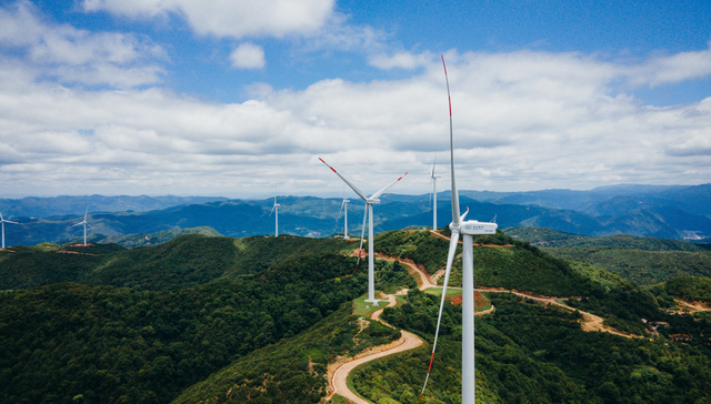 广发中证全指电力公用事业ETF,电力ETF,发电及电网,广发中证全指电力公用事业交易型开放式指数证券;GEV一季报;数据中心订单;燃机积压订单;电力ETF广发;盘中涨幅