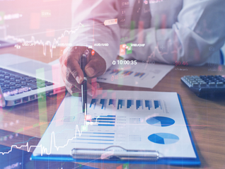 政策业绩等多重加持，芯片板块迎来向上行情，科创综指ETF建信(589880)所跟踪指数收涨超3%