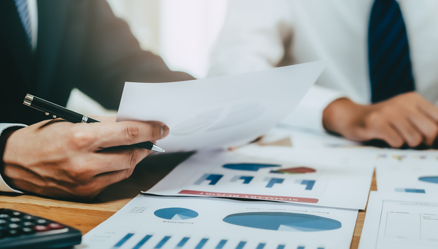 南方恒生科技(QDII-ETF),科技恒指,传媒,南方恒生科技交易型开放式指数证券投资基金(QDII;恒生科技ETF南方;520570;50万门槛;定投工具