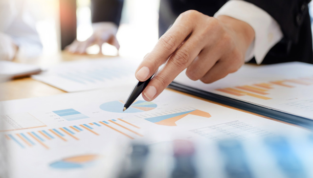 汇添富恒生科技(QDII-ETF),恒科技,传媒,汇添富恒生科技交易型开放式指数证券投资基金(QDI;美国非农就业数据;港股AI反弹;AI版支付宝阿宝;智谱;恒生科技ETF汇添富513260