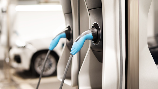 平安中证新能源汽车产业ETF,新能车,智能汽车,平安中证新能源汽车产业交易型开放式指数证券投资基金,;中国新能源汽车;出海提速;新能源车ETF平安;515700;红盘向上