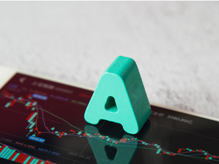 【8.11 ETF综述】沪指终结5连阳，AI、机器人逆势强势，有色暴跌！跷跷板效应鲜明