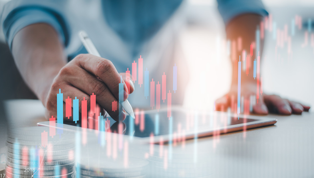 招商中证1000增强策略ETF,中证1000增强ETF招商,股票型宽指,招商中证1000增强策略交易;沪指收红;小盘风格;159680;159552;年内涨超10%;跑赢基准