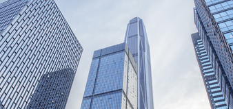 ETF甄选 | 三大指数集体收涨，半导体、芯片、黄金股等ETF表现亮眼