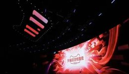 从国民狂欢到粉丝限定，你还期待今年的猫晚吗？