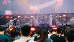 “泡泡岛们”持续加磅国际艺人，中国音乐节如何破局？
