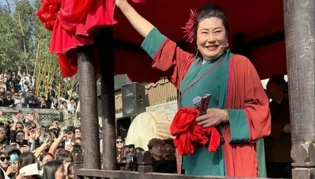 相亲,婚恋网站,流量,网红,