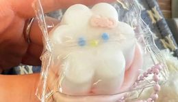 半年花8万，年轻人开始疯抢“捏捏”