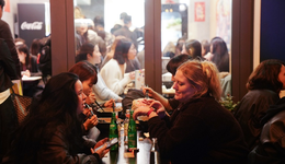 中餐出海，谁在德国吃杨国福？