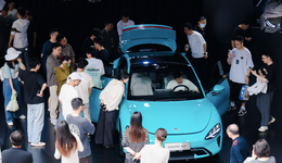 不缺订单的SU7，还没能重新定义小米