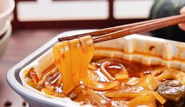 從年賣10億到“失寵”，自熱鍋沒(méi)能革掉方便面的命